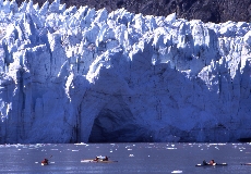 Glacier-and-Kayaks.jpg